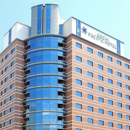Kochi Pacific Hotel Екстер'єр фото