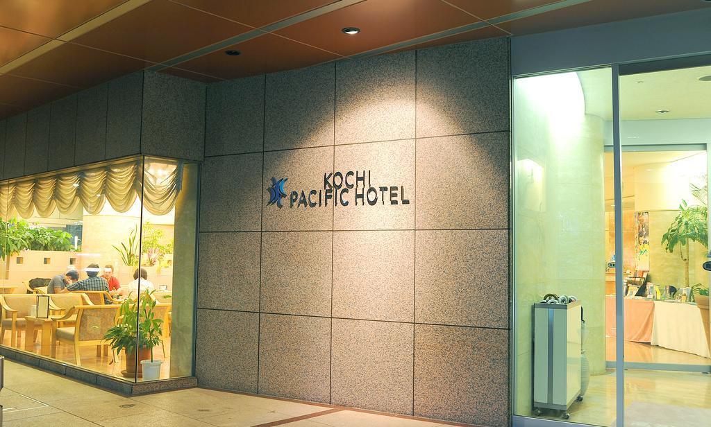 Kochi Pacific Hotel Екстер'єр фото